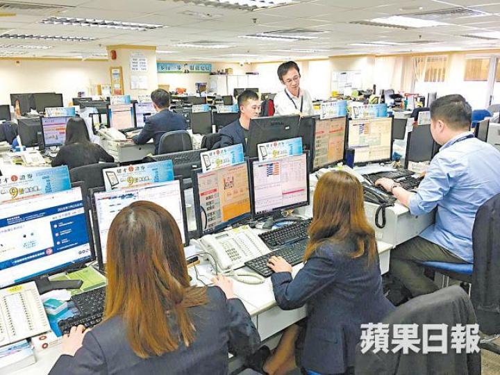 專家料港股5月調整機會大,投資者宜小心。資料圖片 專家料港股5月調整機會大,投資者宜小心。資料圖片