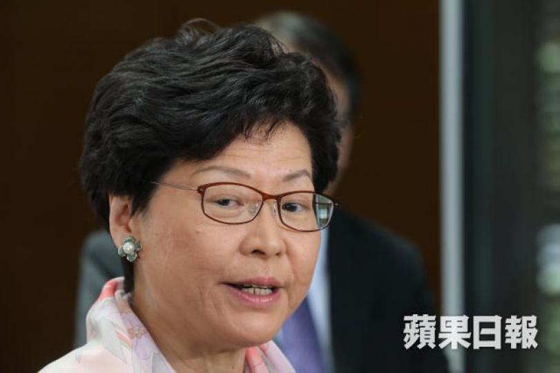 特首林鄭月娥表現評分較去年同期大跌近5分。資料圖片 特首林鄭月娥表現評分較去年同期大跌近5分。資料圖片