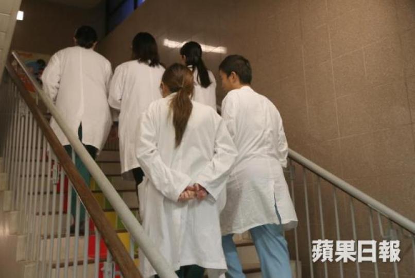 本港醫生不足,惟豁免有限度註冊海外專科醫生實習爆爭議。 本港醫生不足,惟豁免有限度註冊海外專科醫生實習爆爭議。