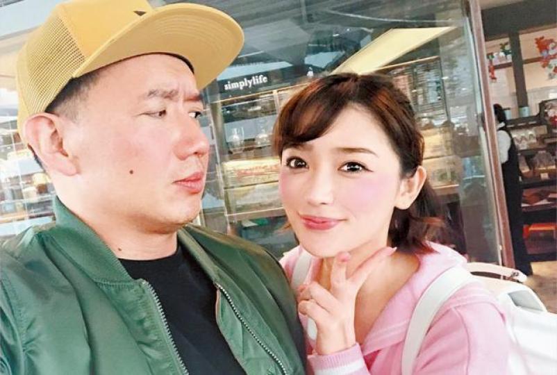 程美段對於阿澤道歉,表示「公開接受」,並謂「任何一個人都需要尊重」。互聯網圖片阿澤前晚在「喱騷」公開向程美段鞠躬認錯。互聯網圖片阿田昨日笑着回應未試過被拖家用。攝影:馬建華 程美段對於阿澤道歉,表示「公開接受」,並謂「任何一個人都需要尊重」。互聯網圖片阿澤前晚在「喱騷」公開向程美段鞠躬認錯。互聯網圖片阿田昨日笑着回應未試過被拖家用。攝影:馬建華