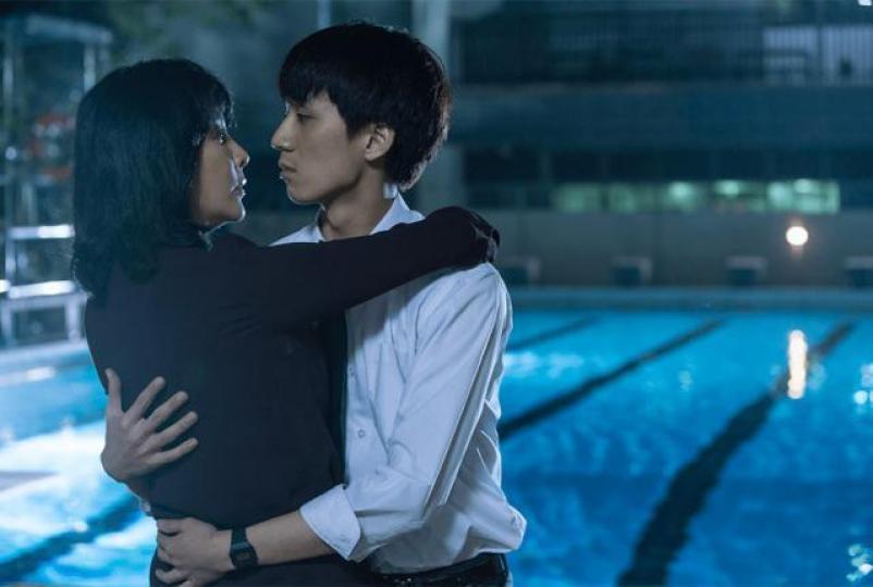 吳肇軒在《以青春的名義》中與劉嘉玲合演一場忘年戀。他是這一代我合作過的男演員中，眼神最懂得演戲的一個。