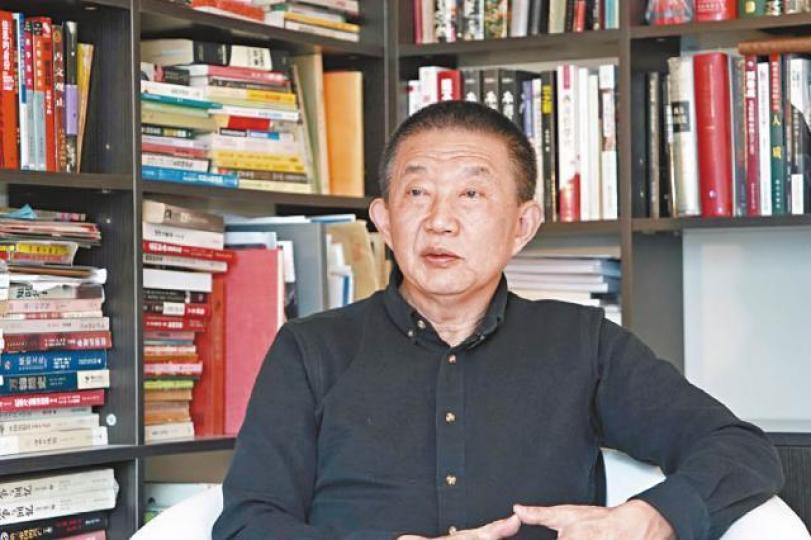 郝建形容六四慘劇如精神電擊,對他造成巨大心理創傷。2014年郝建參加六四研討會後被當局刑拘。 郝建形容六四慘劇如精神電擊,對他造成巨大心理創傷。2014年郝建參加六四研討會後被當局刑拘。