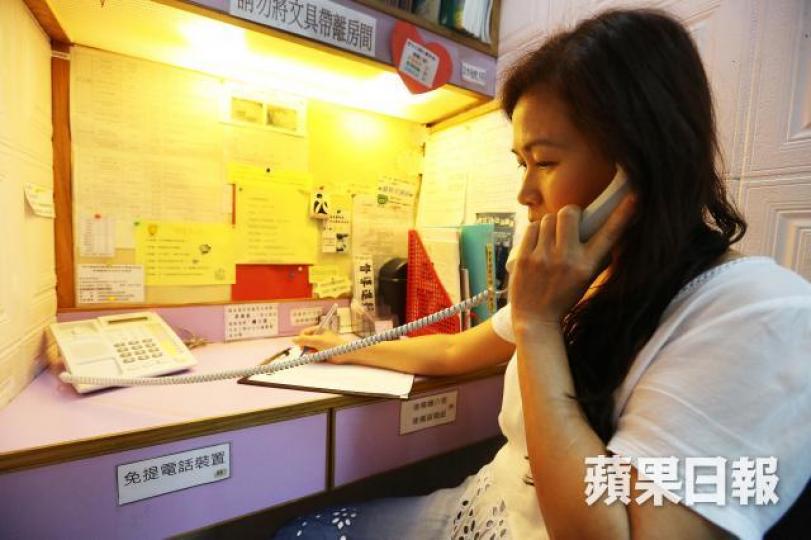 防止自殺熱線靠默默耕耘的義工維持運作。資料圖片 防止自殺熱線靠默默耕耘的義工維持運作。資料圖片