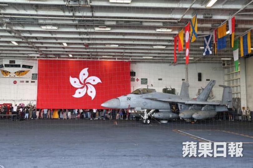 美國會報告憂慮《逃犯條例》修訂影響訪港海軍安全;圖為去年11月美國航空母艦「列根號」抵港情況。 美國會報告憂慮《逃犯條例》修訂影響訪港海軍安全;圖為去年11月美國航空母艦「列根號」抵港情況。