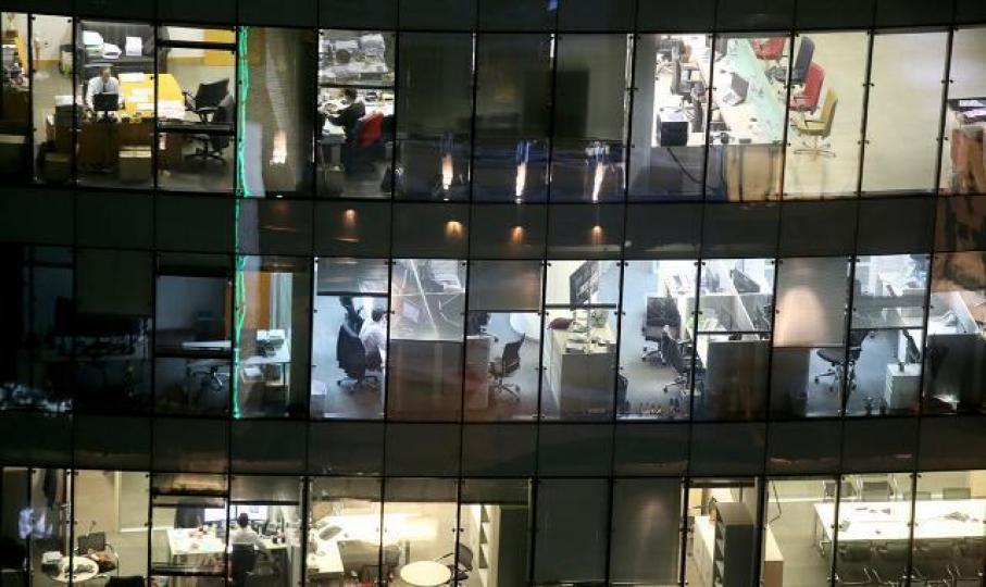 會計界長工時問題人所共知,日積月累難免對健康造成負面影響。 資料圖片 會計界長工時問題人所共知,日積月累難免對健康造成負面影響。 資料圖片