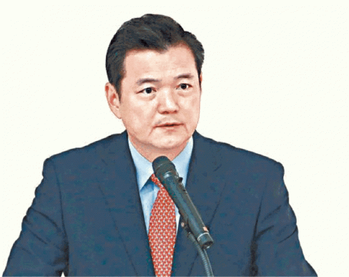 南韓前人權大使李鐘勛指《逃犯條例》修例可能會不必要地侵犯人權。 南韓前人權大使李鐘勛指《逃犯條例》修例可能會不必要地侵犯人權。