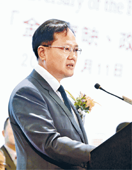 中聯辦副主任陳冬稱修例有法理依據。港府硬推送中惡法,激起民間及國際社會強烈反對。 中聯辦副主任陳冬稱修例有法理依據。港府硬推送中惡法,激起民間及國際社會強烈反對。