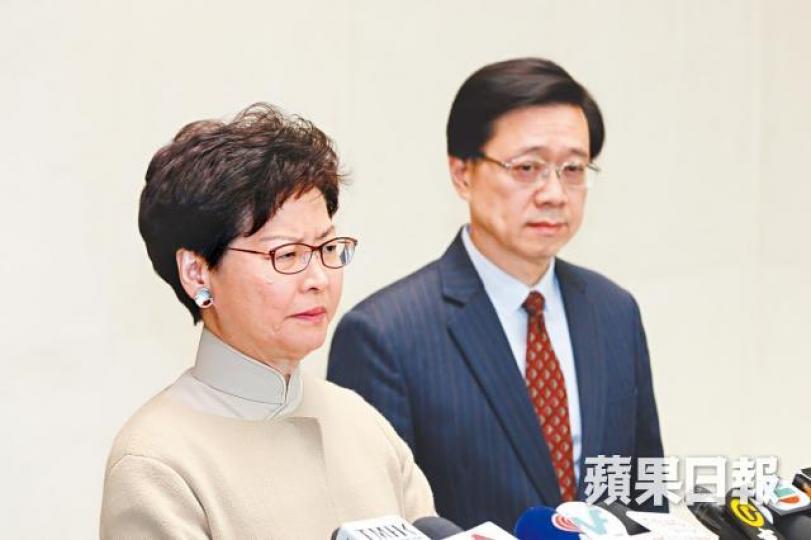 林鄭月娥及李家超一意孤行硬推送中惡法。資料圖片 林鄭月娥及李家超一意孤行硬推送中惡法。資料圖片