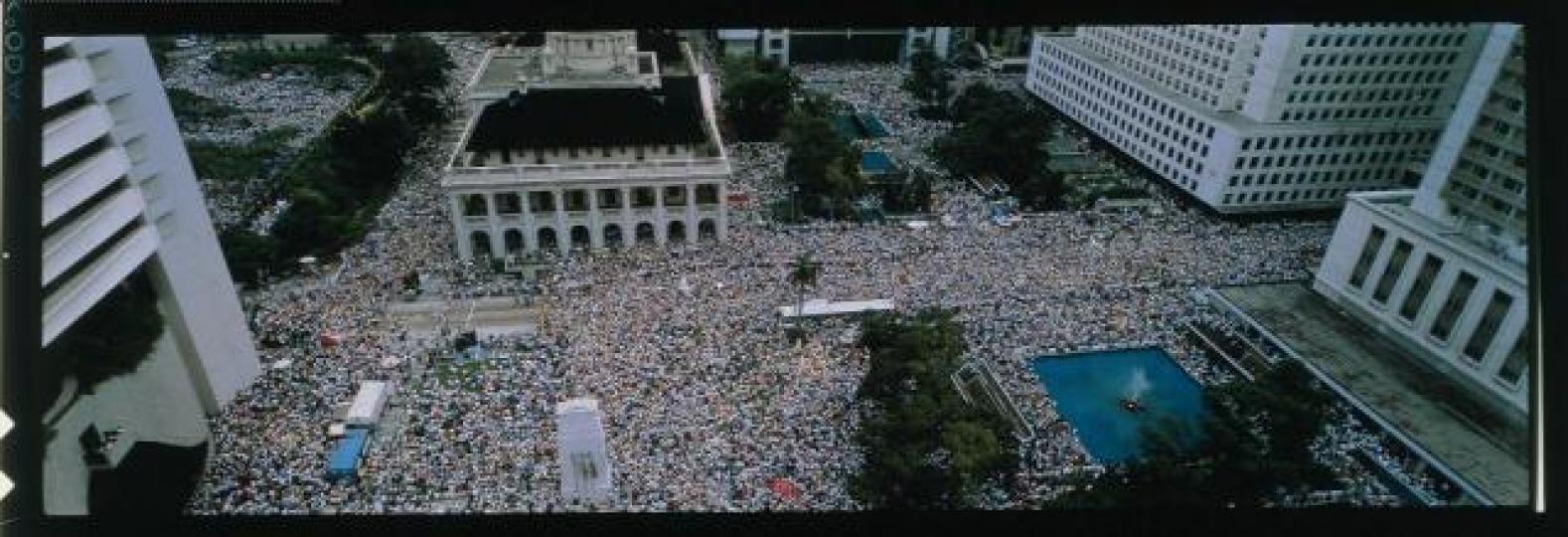 1989年的今日,超過100萬港人走上街頭,聲援北京學生的愛國民主運動。 1989年的今日,超過100萬港人走上街頭,聲援北京學生的愛國民主運動。