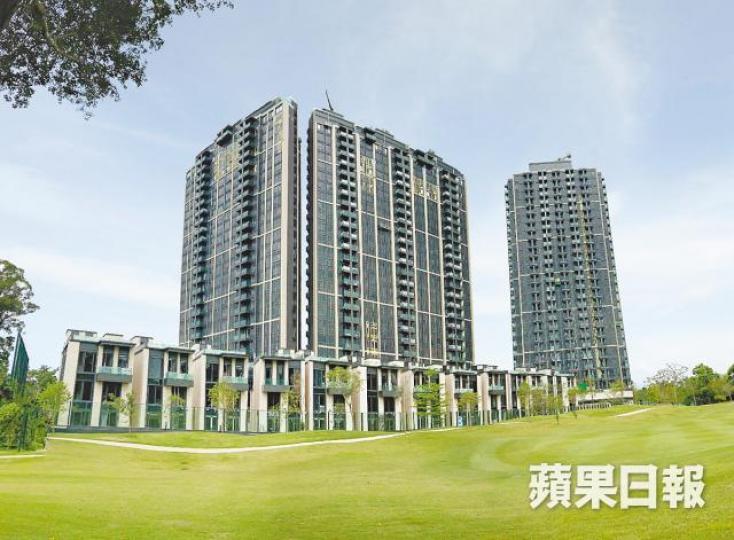 粉嶺古洞北新盤高爾夫.御苑昨售出一間頂層「天池屋」。 粉嶺古洞北新盤高爾夫.御苑昨售出一間頂層「天池屋」。