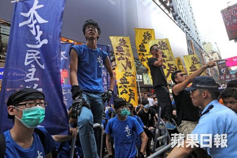 本民前召集人黃台仰遭受港府政治迫害,終獲德國庇護。 本民前召集人黃台仰遭受港府政治迫害,終獲德國庇護。