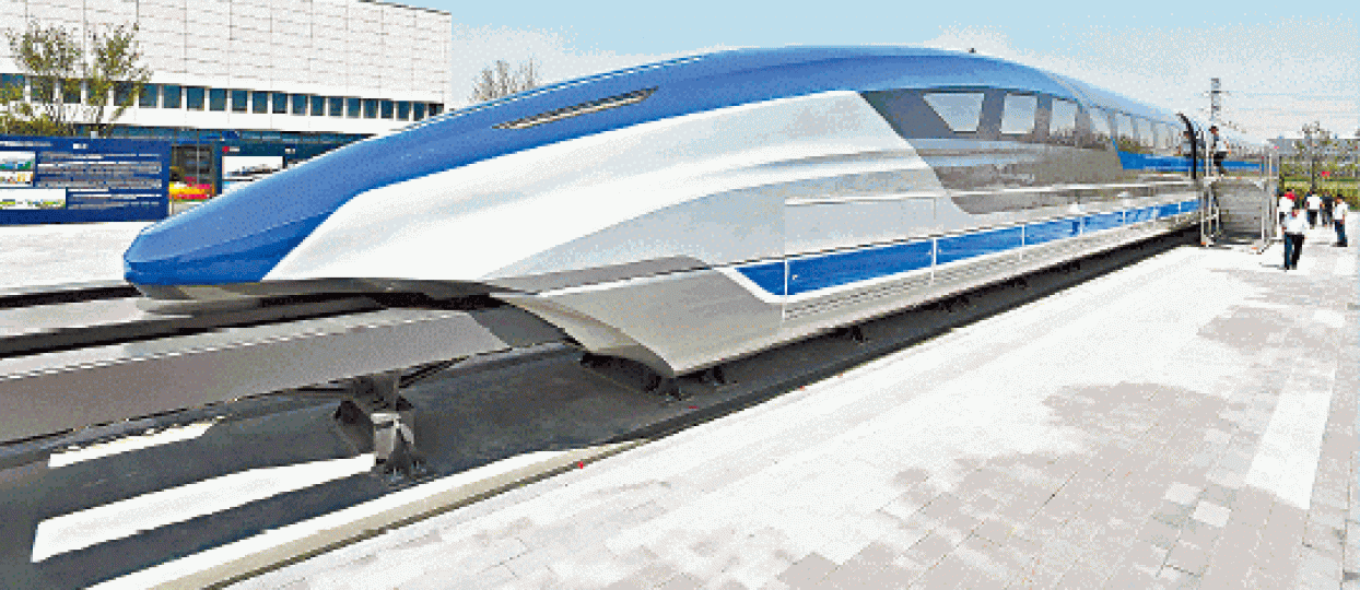 時速600公里的磁浮列車以「抱軌」設計防脫軌。 時速600公里的磁浮列車以「抱軌」設計防脫軌。