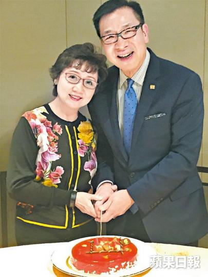張德蘭和楊偉誠上周二舉行慶祝宴，慶祝結婚31周年。楊偉誠和張德蘭當年結婚，請來米雪任伴娘。