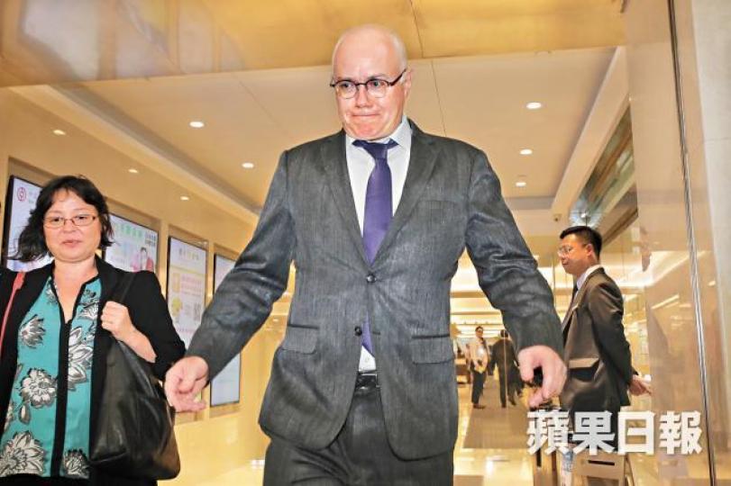 人權律師帝理邁約7時離開律師會會址,未有回應傳媒提問。何頴賢攝 人權律師帝理邁約7時離開律師會會址,未有回應傳媒提問。何頴賢攝