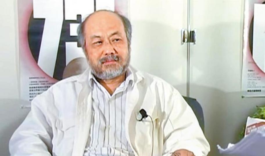 【1941-2019】著名cult片導演牟敦芾上周六於美國費城家中病逝,享年78歲。互聯網圖片【66年《上山》】牟敦芾(右)曾於66年電影《上山》粉墨登場。劇照【80年《打蛇》】牟敦芾作品《打蛇》講述非法入境者偷渡來港辛酸史。劇照【88年《黑太陽731》】牟敦芾於88年拍攝《黑太陽731》時,用大量真屍體去描述日軍的殘酷。劇照【88年《黑太陽南京大屠殺》】《黑太陽731》大收旺場,牟敦芾於88年再開拍《黑太陽南京大屠殺》。劇照牟敦芾於10年曾接受外籍導演J.L. Carrozza訪問,大談他的電 【1941-2019】著名cult片導演牟敦芾上周六於美國費城家中病逝,享年78歲。互聯網圖片【66年《上山》】牟敦芾(右)曾於66年電影《上山》粉墨登場。劇照【80年《打蛇》】牟敦芾作品《打蛇》講述非法入境者偷渡來港辛酸史。劇照【88年《黑太陽731》】牟敦芾於88年拍攝《黑太陽731》時,用大量真屍體去描述日軍的殘酷。劇照【88年《黑太陽南京大屠殺》】《黑太陽731》大收旺場,牟敦芾於88年再開拍《黑太陽南京大屠殺》。劇照牟敦芾於10年曾接受外籍導演J.L. Carrozza訪問,大談他的電