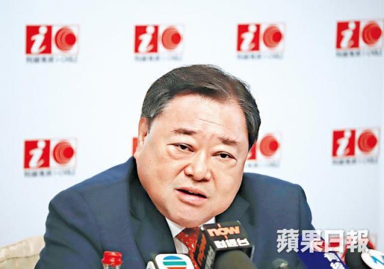 有線寬頻主席邱達昌無正面回應如何保障前線記者人身安全。譚德潤攝 有線寬頻主席邱達昌無正面回應如何保障前線記者人身安全。譚德潤攝