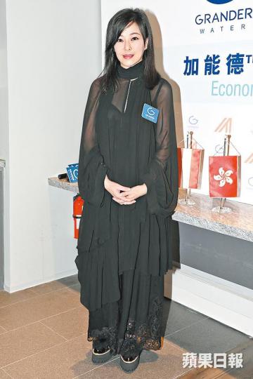 劉小慧笑指自做了中醫師旁聽生，朋友都愛叫她作劉醫師。