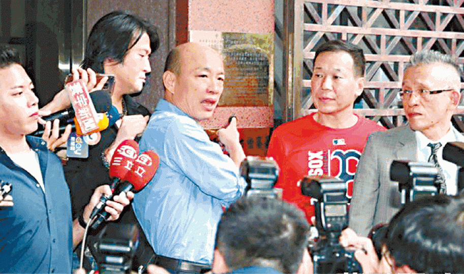 韓國瑜昨到台北地檢署提告,力斥吳子嘉抹黑。 台灣蘋果新聞網吳子嘉 韓國瑜昨到台北地檢署提告,力斥吳子嘉抹黑。 台灣蘋果新聞網吳子嘉
