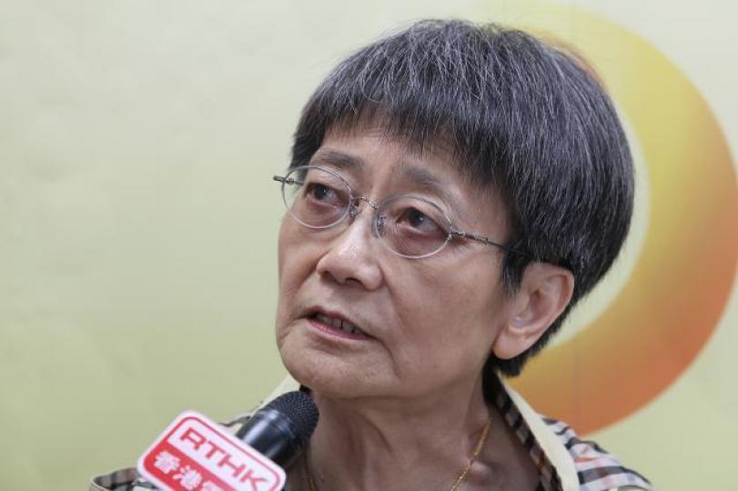 前教育署署長余黎青萍新近以548萬元沽出屯門工廈,賬面賺約441萬元。 前教育署署長余黎青萍新近以548萬元沽出屯門工廈,賬面賺約441萬元。