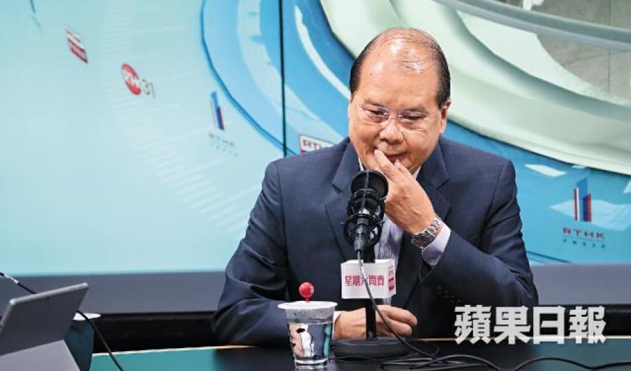 政務司長張建宗昨在電台節目中仍堅稱修例為處理台灣殺人案,否認有政治任務。李家皓攝 政務司長張建宗昨在電台節目中仍堅稱修例為處理台灣殺人案,否認有政治任務。李家皓攝