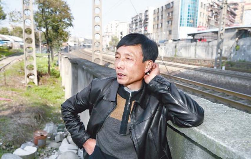 胡敏胡敏2001年獲假釋重回社會。 胡敏胡敏2001年獲假釋重回社會。