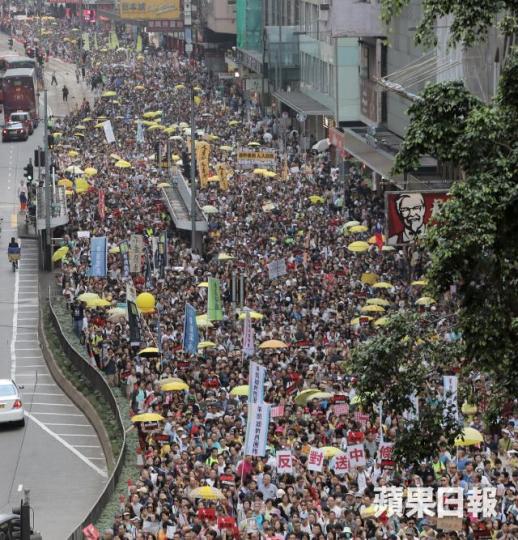 13萬市民於4月時上街遊行反送中。
13萬市民於4月時上街遊行反送中。