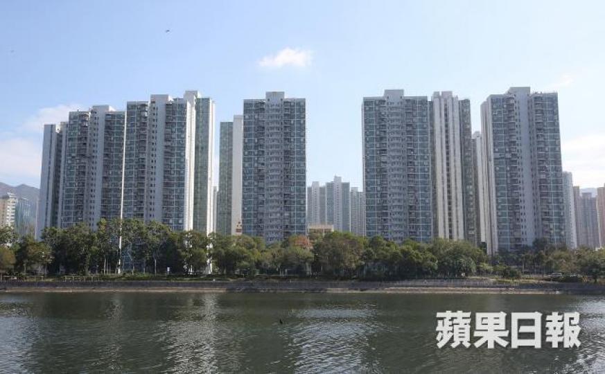 中原及美聯兩大代理行公佈的10大屋苑成交量,在上周末創下近半年新低,僅錄得3宗買賣!資料圖片 中原及美聯兩大代理行公佈的10大屋苑成交量,在上周末創下近半年新低,僅錄得3宗買賣!資料圖片