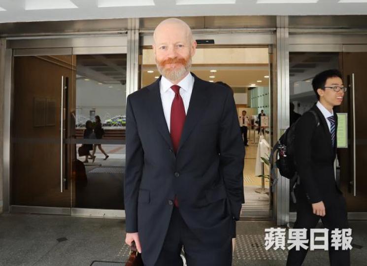 代表港航現任管理層的代表律師。譚德潤攝 代表港航現任管理層的代表律師。譚德潤攝