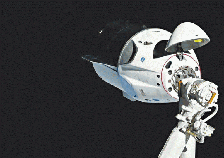 SpaceX研發的「載人飛龍號」是負責運送旅客上太空的太空船之一。美聯社 SpaceX研發的「載人飛龍號」是負責運送旅客上太空的太空船之一。美聯社