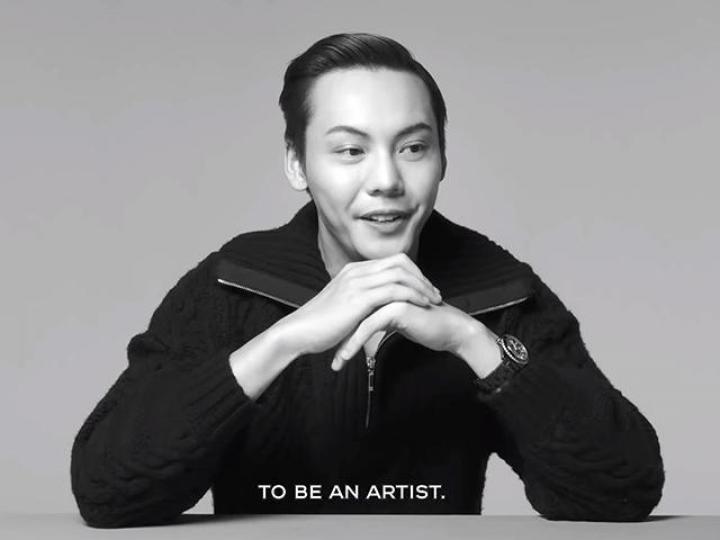 香港演員說不好英語的，會被笑；而說上了美式英語的，又隨時惹人說是偽裝。