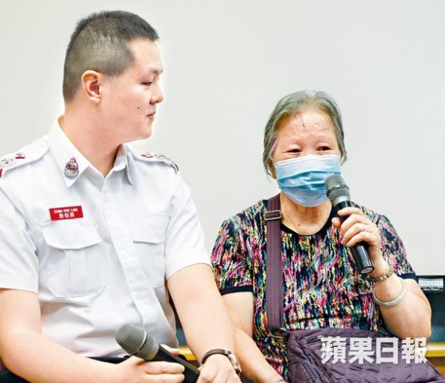 黃婆婆上月底中風,經緊急治療後身體已接近完全復元。李潤芳攝
黃婆婆上月底中風,經緊急治療後身體已接近完全復元。李潤芳攝