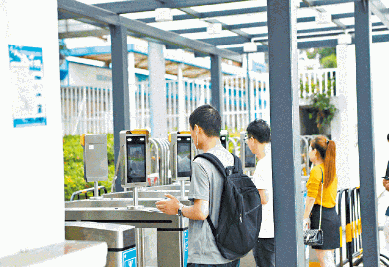 富士康的待遇被指較其他小廠為佳。台灣蘋果新聞網
富士康的待遇被指較其他小廠為佳。台灣蘋果新聞網