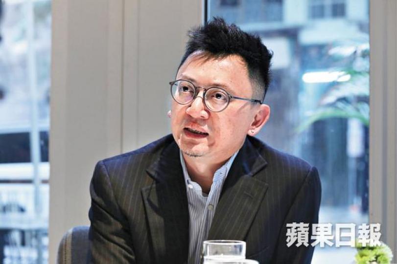學者徐家健稱一些中產人士已考慮把資產搬到香港以外。
學者徐家健稱一些中產人士已考慮把資產搬到香港以外。