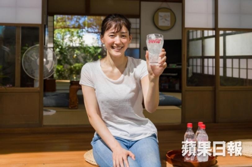 日本人飲唔出係透明可樂 「無色素感覺健康啲。」2