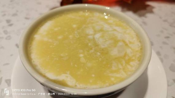 黎到順德當然要食双皮奶...