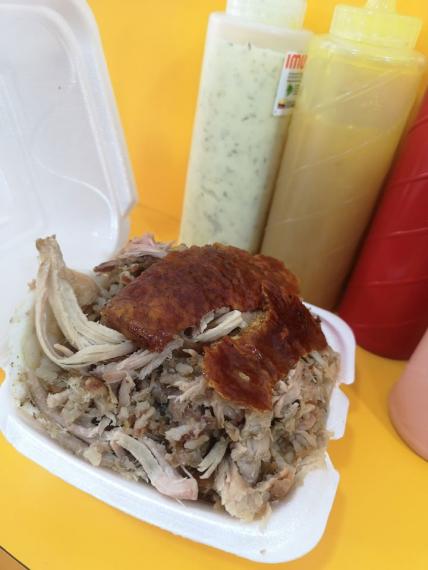 哥倫比亞乳豬飯又平又好食...
