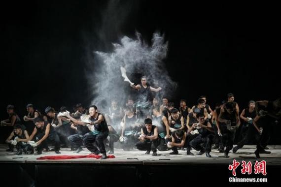 青磚黛瓦間 感受古城的“光影”魅力.....