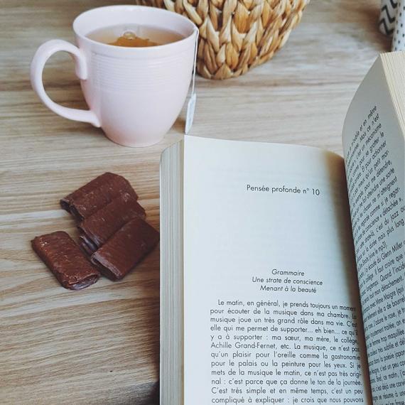 The perfect break: a cup of coffee, a good book and a delicious snack !... The perfect break: a cup of coffee, a good book and a delicious snack !...